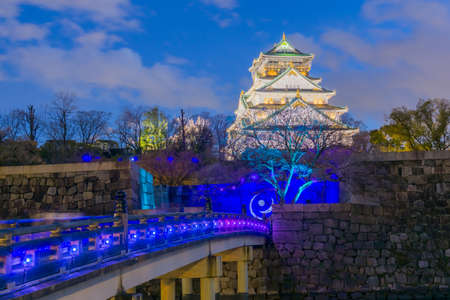 The Osaka castle is one of Japan's most famous landmarks in Japan when originally built in the 1580s, this castle has an observation platform with city views and a history museum.のeditorial素材
