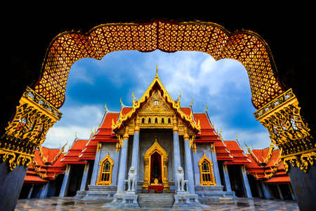 The Marble Temple, Wat Benchamabophit Dusitvanaram in Bangkok, Thailandの写真素材