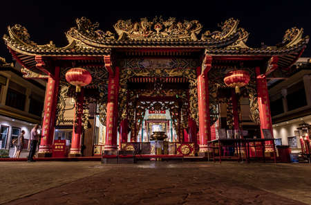 Bangkok, Thailand - 13 Dec 2019 : Kuan yim shrine (Thian Fa Foundation) a Traditional Chinese temple at Yaowarat Road In The Night.のeditorial素材