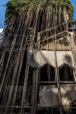 Bangkok, Thailand - Nov 23, 2019 : Deteriorated abandoned old building, Destroyed buildingのeditorial素材