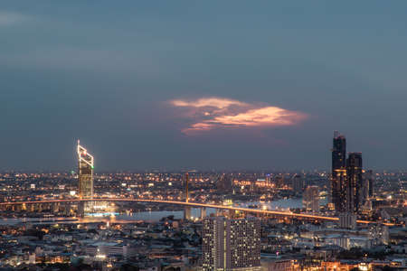 Bangkok, thailand - May 10, 2020 : Beautiful view of Bangkok city, Beauty skyscrapers along Chaopraya river in the evening, making the city modern style. Selective focus.のeditorial素材