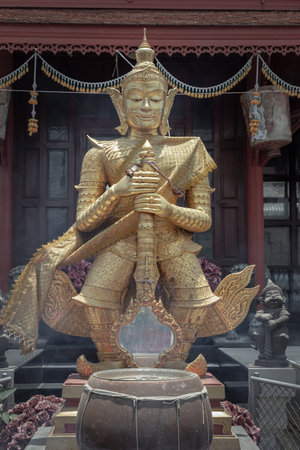 Samut Songkram, Thailand Apr 3, 2023 - Thao Wessuwan Sculpture or Vasavana Kuvera giant statue Be the lord of giant beasts Enshrined at the famous Wat Chulamanee Buddhist Temple. Thao Wessuwan helps People for Lucky, Wealth, Success and Protection them geのeditorial素材