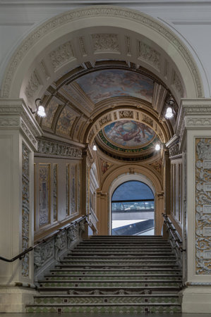 London, UK - Nov 27, 2023 - Architecture design of Round ceiling and Ceramic staircase decoration at The Victoria and Albert Museum. Inner decor, Copy space, Selective focus.のeditorial素材