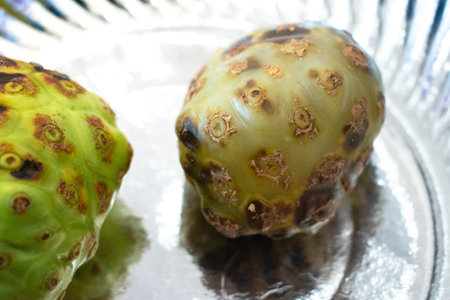 closeup shot of Morinda citrifolia(noni) fruit.の写真素材