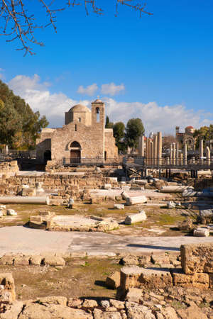 Ruins of Panagia Chrysopolitissa Basilica in Paphos, Cyprus, on a bright dayの写真素材