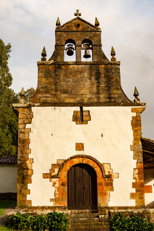 Church of Santa Maria de Seriegonvento.