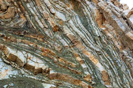 Geological mismatch in the Fardes River Valley