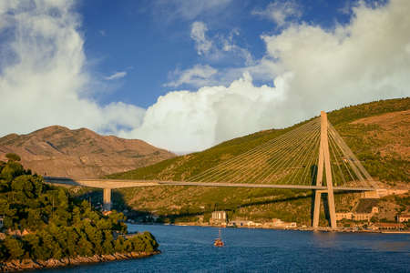 Bridge to the monumental city of Dubrovnikの写真素材