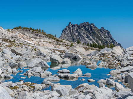 Lake along the Enchantments trail in North Cascade Mountainsの写真素材