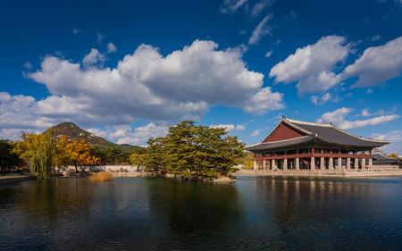 Gyeonghoeru Pavilion in Gyeongbokgung Palace in Seoul, South Koreaのeditorial素材