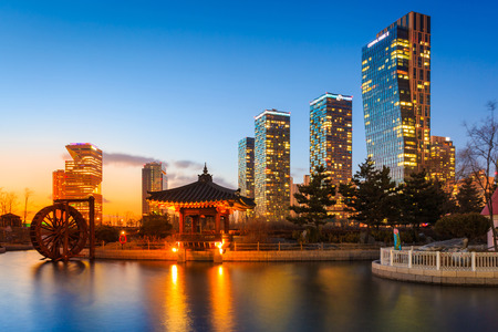 Songdo,South Korea - March 09, 2015: Songdo Central Park in Songdo International Business District, Incheon South Korea.のeditorial素材