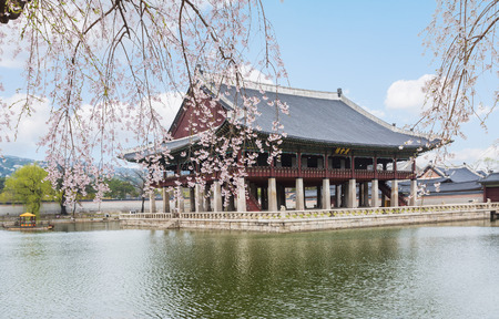 Gyeongbokgung Palace in Spring at Seoul, South Koreaのeditorial素材
