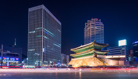 Namdaemun gate (Sungnyemun) cityscape at night, fortress of seoul, South Korea.の写真素材