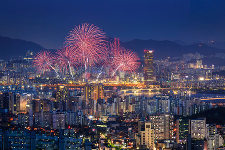 Fireworks along the Han River in International Fireworks Festival at Yeouido, Seoul, South Korea.の写真素材