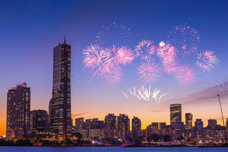 Fireworks along the Han River in International Fireworks Festival at Yeouido, Seoul, South Korea.の写真素材