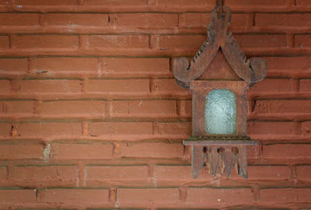 Lamp on a brick wallの写真素材