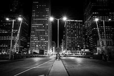 wide symmetrical urban shot of downtown chicago in black and whiteの写真素材