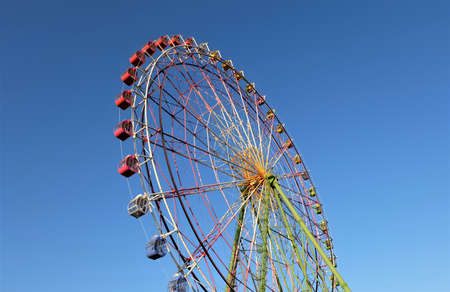 ferris wheel on the nice sky , color ful ferris wheel , ferris wheel in the park backgroundの写真素材