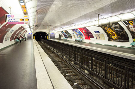 PARIS-DEC 25: Subway station for the trip in Paris France December 25, 2013のeditorial素材