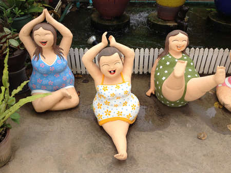 Smiling statuesの素材