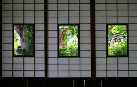 Green Garden visible from the window of the room in the House in Japanの写真素材