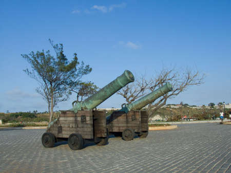 Cannon pair in a park, near the Point Castle, in Havana, Cubaの写真素材