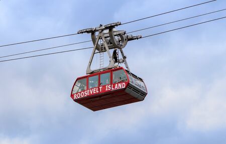 New York City, USA - 27 May,2017 : Roosevelt Island Tramway . Roosevelt Island is a narrow island in New York City's East River.  It between Manhattan Island and the borough of Queens on Long Islandのeditorial素材