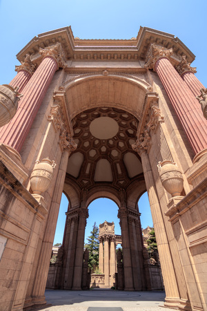 The Palace of Fine Arts is one of San Francisco's architectural landmarksのeditorial素材