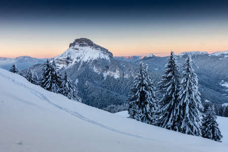Sunrise on Chamechaudeの写真素材