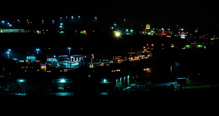 The town of Shrewsbury, Pennsylvania at night.のeditorial素材
