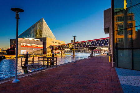 The National Aquarium  at the Inner Harbor in Baltimore, Maryland.のeditorial素材