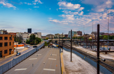 View of railroad tracks in Baltimore, Maryland.のeditorial素材