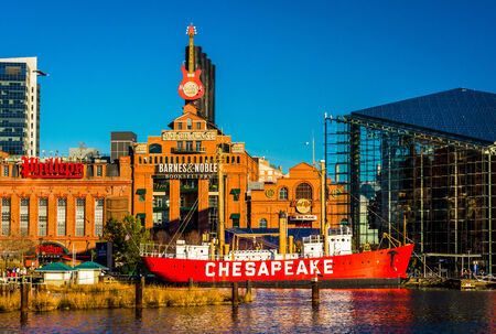 The Powerplant and Chesapeake Lightship in the Inner Harbor of Baltimore, Maryland.のeditorial素材
