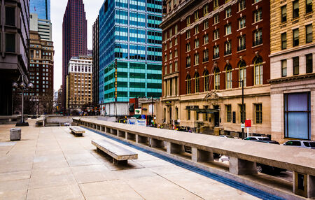 Courtyard and skyscrapers in Center City, Philadelphia, Pennsylvania.のeditorial素材