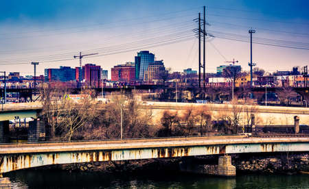 View of bridges over the Schuylkill River and West Philadelphia, Pennsylvania.のeditorial素材