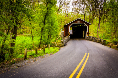 Kurtz's Mill Covered Bridge in Lancaster County Central Park, Pennsylvania.の写真素材
