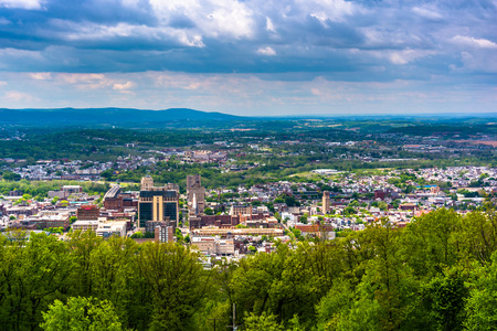 View of Reading from the Pagoda on Skyline Drive in Reading, Pennsylvania.の写真素材