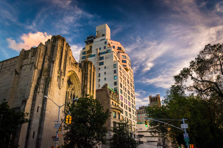 Evening light on old buildings in Upper East Side, Manhattan, New York.の写真素材