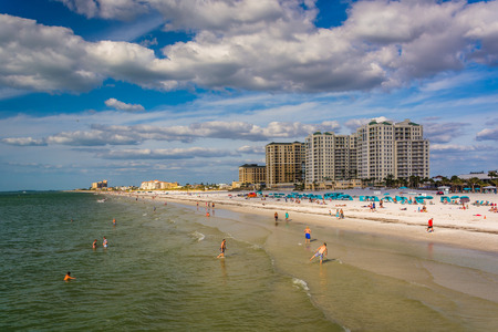 View of beachfront hotels and the beach from the fishing pier in Clearwater Beach, Florida.のeditorial素材