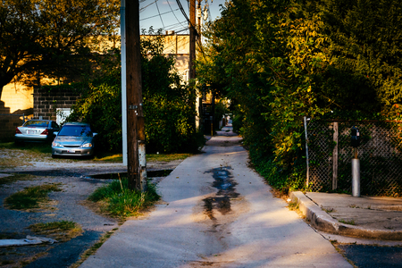 Narrow alley in Essex, Maryland.のeditorial素材
