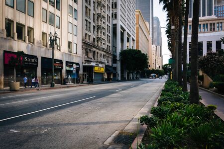 6th Street at Pershing Square, in downtown Los Angeles, California.のeditorial素材