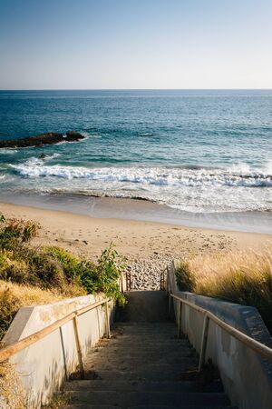Staircase to the beach in Malibu, California.のeditorial素材