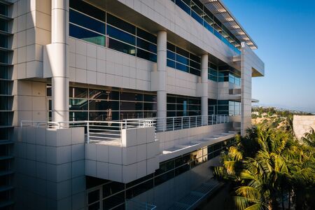 Modern exterior of the Getty Center, in Brentwood, Los Angeles, California.のeditorial素材