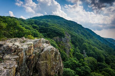View of the Blue Ridge Mountains from Little Stony Man Cliffs in Shenandoah National Park, Virginia.の写真素材