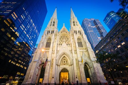 St. Patrick's Cathedral at night, in Manhattan, New York.のeditorial素材