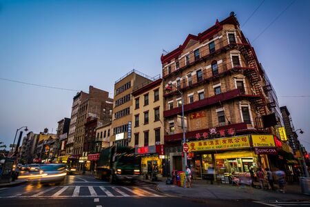 Division Street at night, in Chinatown, Manhattan, New York.のeditorial素材