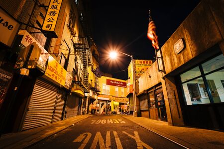 Doyers Street at night, in Chinatown, Manhattan, New York.のeditorial素材