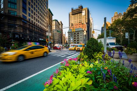 Fifth Avenue, in the Flatiron District, Manhattan, New York.のeditorial素材