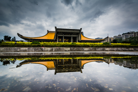 The National Sun Yat-sen Memorial Hall in the Xinyi District, Taipei, Taiwan.のeditorial素材