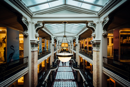 The interior of the Lunder Conservation Center at the Smithsonian American Art Museum, in Washington, DC.のeditorial素材